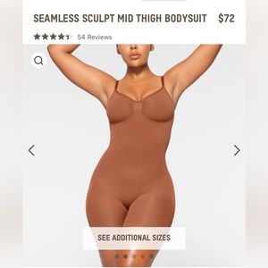 SKIMS SEAMLESS SCULPT LOW BACK MID THIGH BODYSUIT |
BRONZE / L
